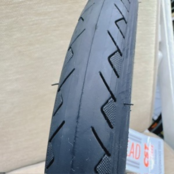 画像1: CST 14x1.35タイヤ 1セット(2本) (1)