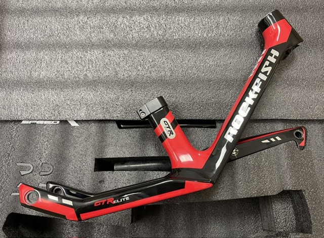 ROCKFISH カーボンフレームGTR ELITE